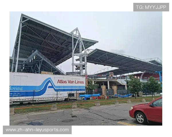 多伦多体育场升级改造完工世界杯足球赛事迎来现代化新场馆